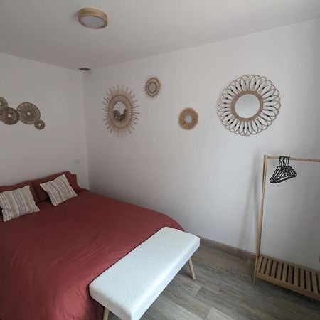 Marmoza - Maison Plein Coeur De Village Saint-Geniez-dʼOlt Kültér fotó